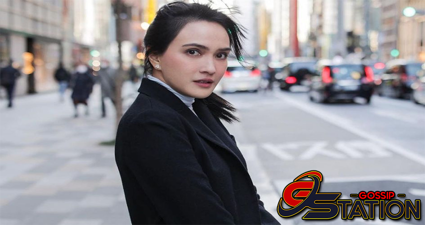 Biodata Shandy Aulia : Tetap Rukun Meski Berbeda Keyakinan